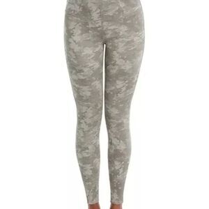 Spanx Jean-ish Ankle Leggings 2X  Stone Wash Camo Pull On Stretch Pants